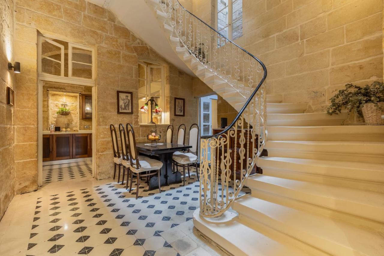 Stunning Valletta Palazzino Exterior photo
